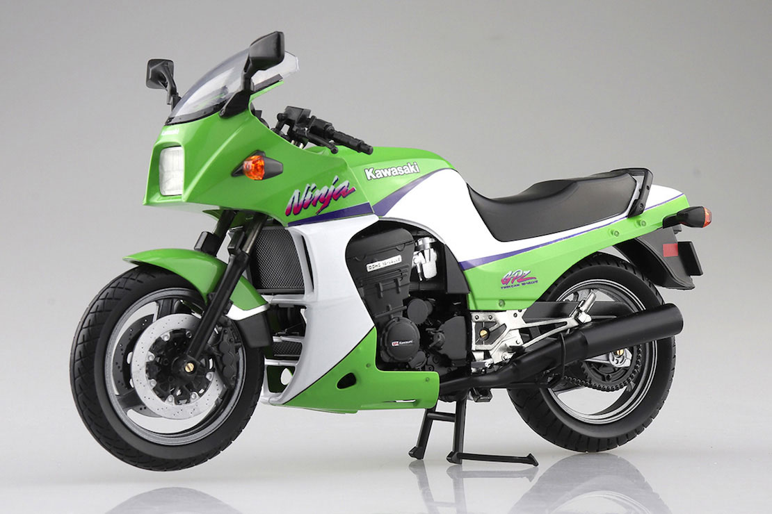 Kawasaki ZX-9R Model Kit